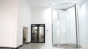 باب دوار أوتوماتيكي زجاجي بالكامل (كريستال)
